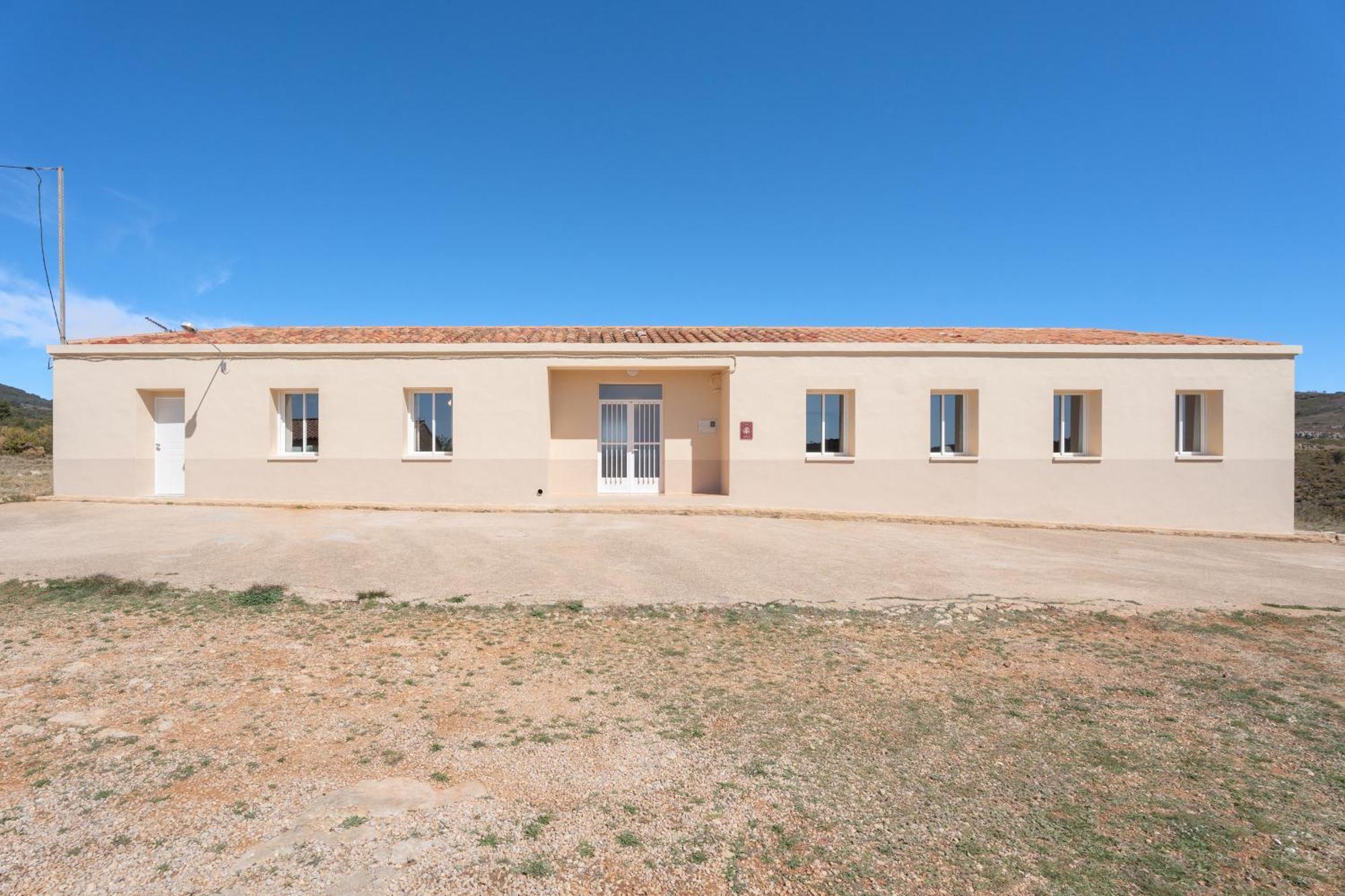 Antiga Escola Pla Del Sabater Apartment Culla Luaran gambar